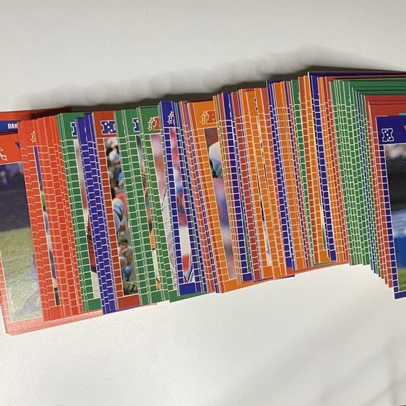 Vintage 1989 Pro Set Football Cards Lot of 134 Cards - Picture 2 of 12